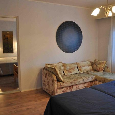 Apartment Hotel Kuukkarin Kortteeri Пори Екстериор снимка