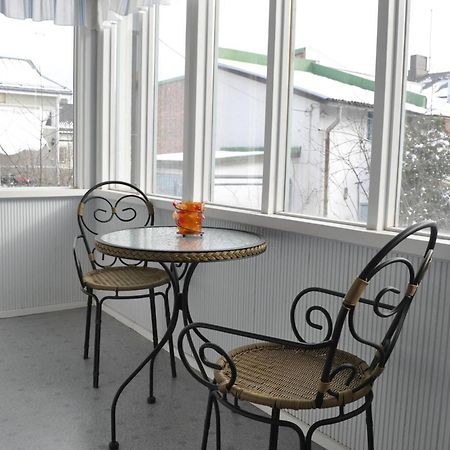 Apartment Hotel Kuukkarin Kortteeri Пори Екстериор снимка