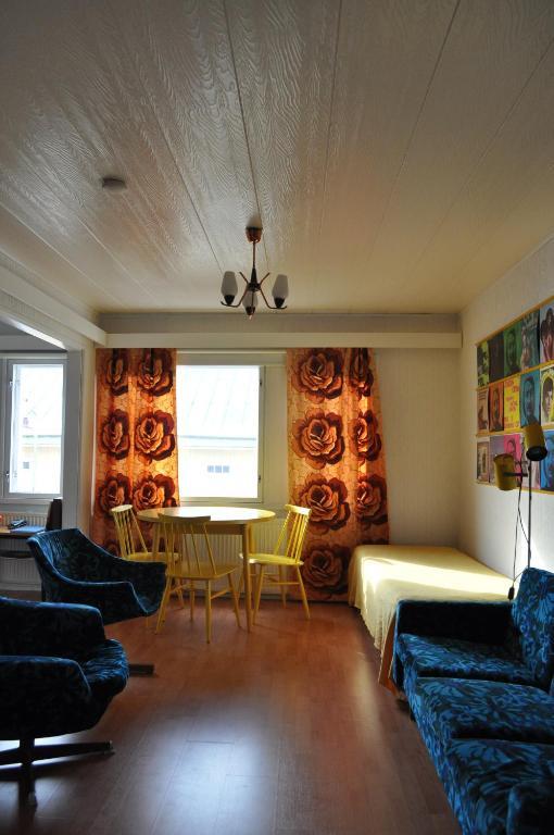Apartment Hotel Kuukkarin Kortteeri Пори Стая снимка