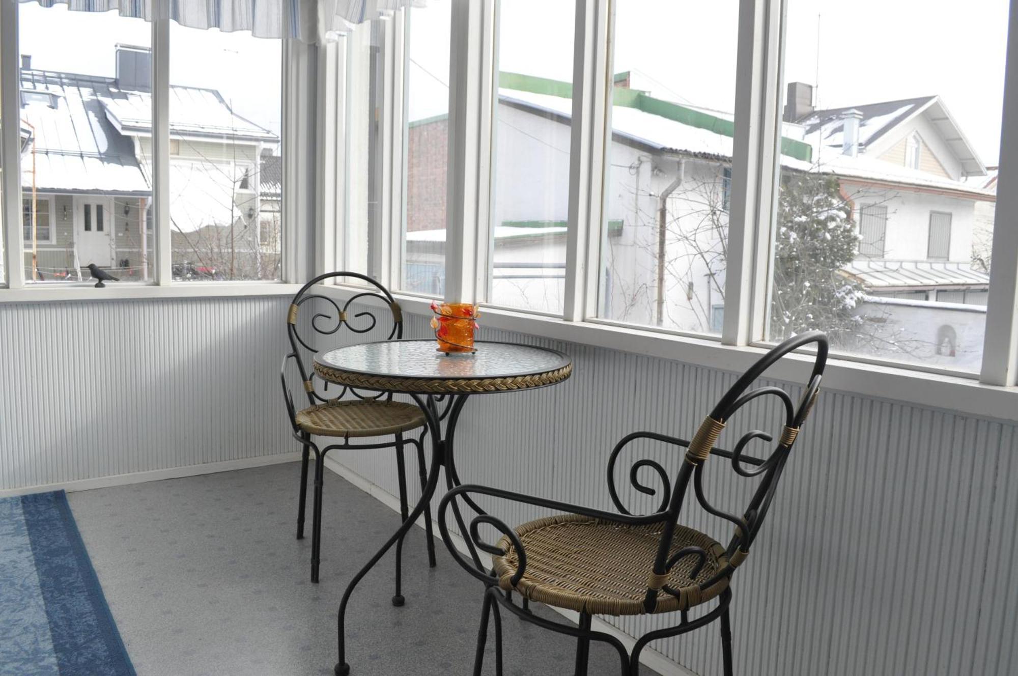 Apartment Hotel Kuukkarin Kortteeri Пори Екстериор снимка