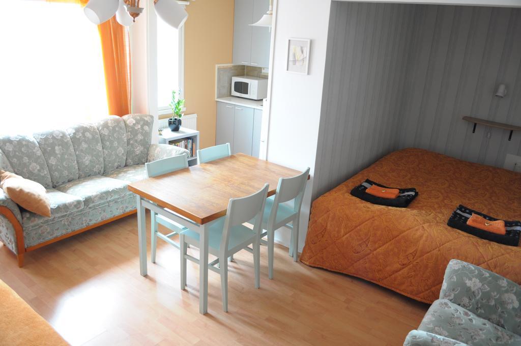 Apartment Hotel Kuukkarin Kortteeri Пори Екстериор снимка