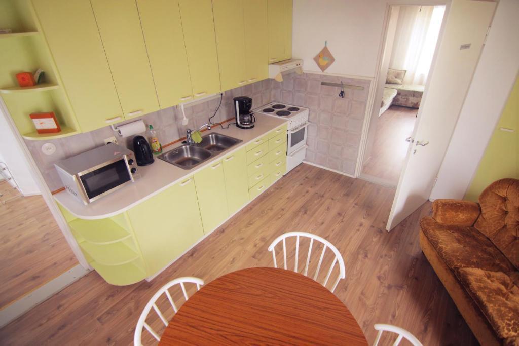 Apartment Hotel Kuukkarin Kortteeri Пори Екстериор снимка